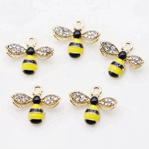 Cute <strong>metal</strong> enamel <strong>animal</strong> honeybee <strong>charm</strong> honey bee 100 pieces for jewelry making pendants or <strong>charms</strong>