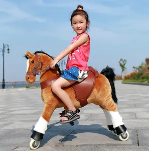 عرض خاص في اليوم الأخير تعزيز جديد الحيوان ركوب على اللعب والركض لعبة الحصان