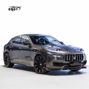 Magnifique kit carrosserie en fibre de carbone de style <span class=keywords><strong>LD</strong></span> pour Maserati Levante : lèvre avant, diffuseur arrière, aileron arrière, jupes latérales, capot - Product Image 1