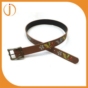 El más nuevo diseño con encanto bordado de lana de LA PU mujer cinturón de nombre personalizado - Product Image 1