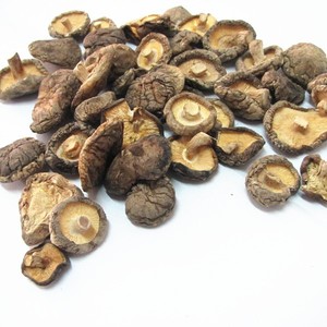 Xiang Gu Funghi <span class=keywords><strong>Shiitake</strong></span> Essiccati Freschi, Alimenti Erboristici Cinesi all'Ingrosso - Product Image 2