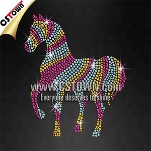 Cheval de guerre Transfert De Strass Appliques Bling Fer sur la Conception - Product Image 2