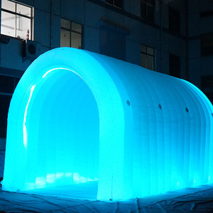 خيمة نفق قابلة للنفخ بإضاءة LED مخصصة الألوان للحفلات مع مروحة مدمجة، مصنوعة من مادة أكسفورد PVC، من المصنع الصيني مباشرة - Product Image 1