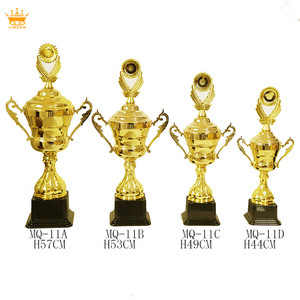 Podría ser al por mayor elegante fútbol trofeo de plástico taza - Product Image 1