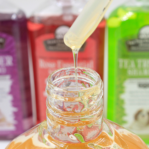 Champú Suave para Mascotas SPIRIT con Perfume de Frutas y Granada Natural para Baño y Limpieza de Perros - Product Image 6
