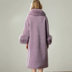 Cappotto in <span class=keywords><strong>Pelle</strong></span> <span class=keywords><strong>di</strong></span> Pecora Tosata con Collo in Vera Pelliccia <span class=keywords><strong>di</strong></span> Volpe, Colore Personalizzabile, Caldo Cappotto Invernale per Donna in Vera Pelliccia <span class=keywords><strong>di</strong></span> Pecora - Product Image 6