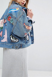 Ultima Giacca di Jeans <span class=keywords><strong>Oversize</strong></span> con Badge Ricamati per <span class=keywords><strong>Donna</strong></span>, Vendita all'Ingrosso - Product Image 3