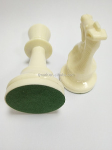 Set di scacchi in plastica per tornei all'aperto di alta qualità facile da trasportare - Product Image 3