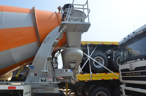 <span class=keywords><strong>2022</strong></span> nuevo Sinotruk Howo 6x4 8 metros cúbicos camión mezclador de concreto <span class=keywords><strong>precio</strong></span> - Product Image 4
