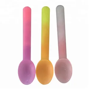 Cucharilla de plástico con cuchara que cambia de Color, colorida, reciclada, personalizada
