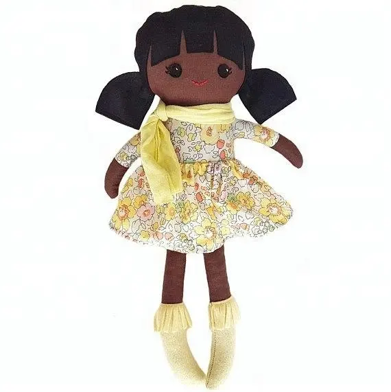 Bambole di straccio nere personalizzate di peluche all'ingrosso africano fatte a mano preferite dai bambini