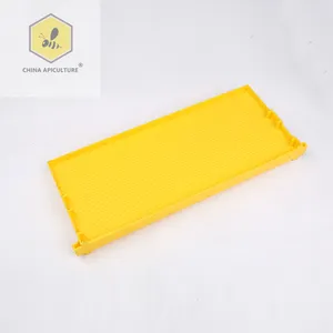 Beekeeping Tools Bee Frame Black Plastic Heavy Wax Coated Deep Medium Size Plastic Foundation Sheet with Frame