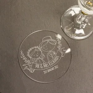 Personalised Dicetak Bening Akrilik Pernikahan Coaster Plexi Pemegang Gelas Anggur Akrilik Tatakan