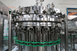 Dây chuyền sản xuất máy làm nước ngọt có ga 3000bph/máy làm nước soda - Product Image 6