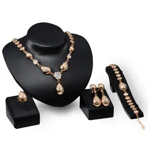 Низкая цена Дубайский комплект золотых ювелирных изделий саудовско-Аравийский 18K золото металлическое ожерелье комплект ювелирных изделий