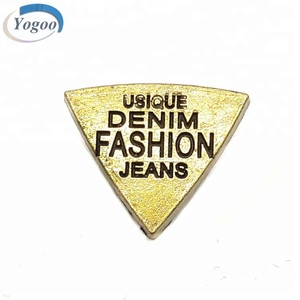 Etiquetas de Metal Doradas Personalizables para Bolsos, Estilo Lujoso, Logotipo Personalizado, Accesorios Metálicos de Alta Calidad, Marca <span class=keywords><strong>Yogoo</strong></span> - Product Image 5