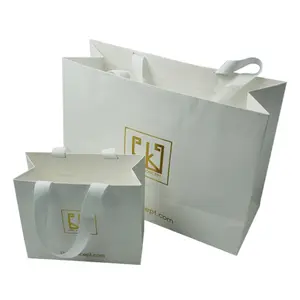 ورقة هدية حقيبة تسوق أكياس من ورق الكرافت مع مقبض ورقة بالجملة عالية الجودة رخيصة مخصص مطبوعة فاخرة حقيبة حمل المغلفة ورقة