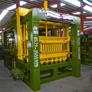 QT4-15 <span class=keywords><strong>Venta</strong></span> caliente del precio bajo enclavamiento ladrillo precio <span class=keywords><strong>de</strong></span> la máquina en Uganda - Product Image 5