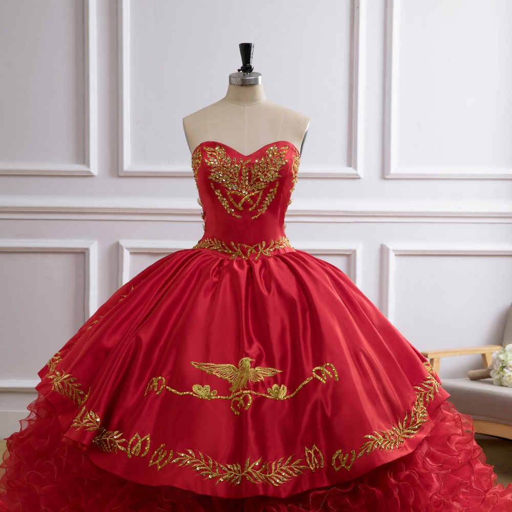 Gold Poofy Dress - Elegant Red Ball Gown for Quinceanera