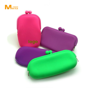 Caja de lápices de silicona, 100% - Product Image 1