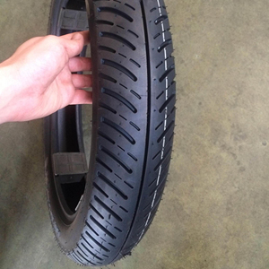 90/90-18 100/90-18 2.50-18 80/100-18 3.00-17 Motorcycle <strong>Tyres</strong> for <strong>Kenya</strong>