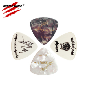 Miếng Gảy Đàn Guitar Hình Tam Giác Tùy Chỉnh Thiết Kế Làm Bạn Muốn In Màu - Product Image 1