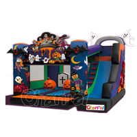 Toboggan et structure gonflable combinés pour Halloween