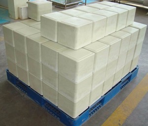 Presse hydraulique <span class=keywords><strong>de</strong></span> 800 tonnes pour blocs <span class=keywords><strong>de</strong></span> sel minéral <span class=keywords><strong>de</strong></span> 15 kg - Product Image 3