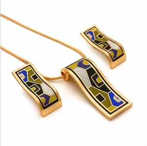 Hoge Kwaliteit Fabriek Prijs Dubai 18 Karaat Goud Rvs Emaille Sieraden Sets