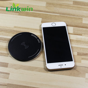 Alta calidad mini teléfono <span class=keywords><strong>celular</strong></span> Qi <span class=keywords><strong>cargador</strong></span> inalámbrico móvil <span class=keywords><strong>cargador</strong></span> <span class=keywords><strong>portátil</strong></span> <span class=keywords><strong>cargador</strong></span> inalámbrico <span class=keywords><strong>para</strong></span> <span class=keywords><strong>Samsung</strong></span> - Product Image 3