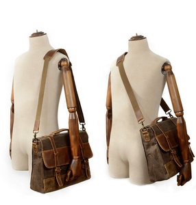 Sac pour ordinateur portable 88806 pour <span class=keywords><strong>homme</strong></span>, vintage, imperméable, en toile cirée 16 oz, avec finitions en cuir, durable, de haute qualité, avec longue bandoulière - Product Image 2