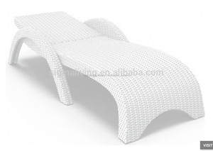 ميامي مجموعة بيضاء صالة الراتنج كرسي الخوص - Product Image 1