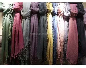 Woge gold supplier new islamic echarpe tie dye femme crumpled plissee hijab head wrap factory crinkle tassel scarf