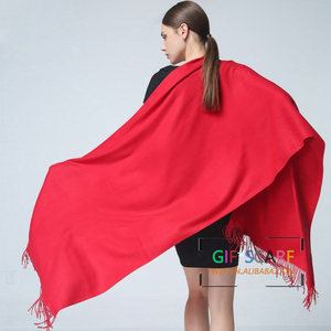 Barato 100% acrílico clásico liso tejido <span class=keywords><strong>Pashmina</strong></span> bufanda chal para mujer para invierno - Product Image 1