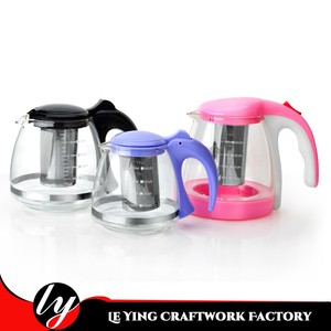Tetera de vidrio de borosilicato con infusor y mango de plástico, diseño de estilo especial - Product Image 2