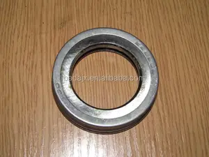 ลูกปืนปล่อยคลัตช์ <span class=keywords><strong>688908</strong></span> อะไหล่รถแทรกเตอร์ตงเฟิง - Product Image 1