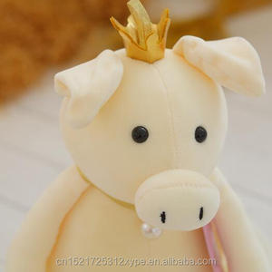 Tùy Chỉnh Màu Hồng Vàng Hữu Cơ Bông Vương Miện Ba Lê <span class=keywords><strong>Pig</strong></span> Thú Nhồi Bông Đồ Chơi Món Quà Giáng Sinh Gối Đệm - Product Image 4