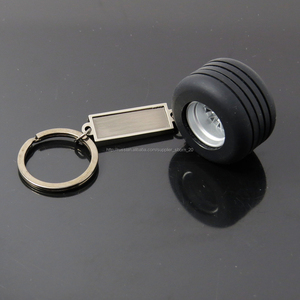 <span class=keywords><strong>Porte</strong></span>-clés en alliage de zinc en forme de pneu avec logo personnalisé - Product Image 5