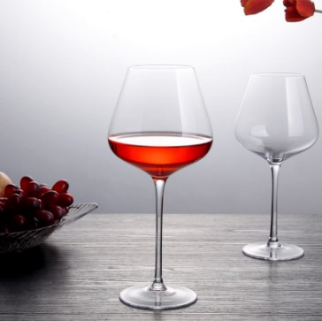 Big capacity red wine glass Bordeaux Goblet wine glass 700ml unleaded crystal wine glass