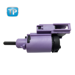 Тормоз легкая педаль переключатель для Au-di V-W OEM 3B0945511B - Product Image 1