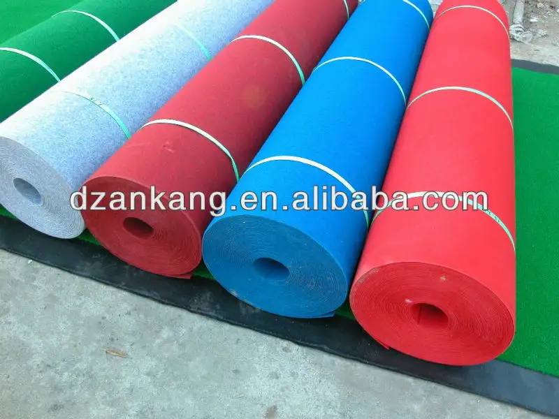 grupo que compra tejas para alfombras de exposición rojo / verde / blanco / azul en China