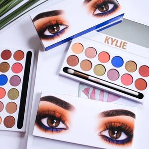 Kylie <span class=keywords><strong>jenner</strong></span> al por mayor paleta de sombra de ojos 12 colores con cepillo y polvo - Product Image 1