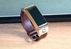 Dual Core CPU K2 <span class=keywords><strong>Reloj</strong></span> Inteligente 1 GB Ram Con LA CÁMARA y SIM GPRS GPS 1G RAM 8G ROM Android Soporte 4.4 - Product Image 4