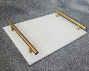 Bandeja de plato de servir con asas de oro de piedra de mármol blanco - Product Image 4