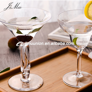 Venta al por mayor de <span class=keywords><strong>policarbonato</strong></span> de forma única plástico irrompible Martini copas de vino con bola de células madre - Product Image 3