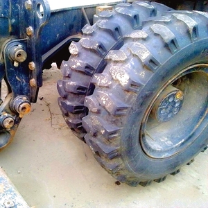 Excavadora de ruedas usada Hitachi zx130w, buen precio, gran oferta - Product Image 3