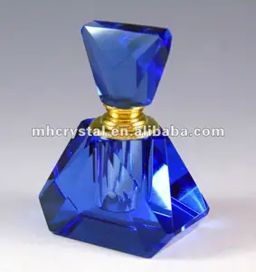 半透明蓝色三角形 K9 水晶香水瓶与钴帽 MH-X0452