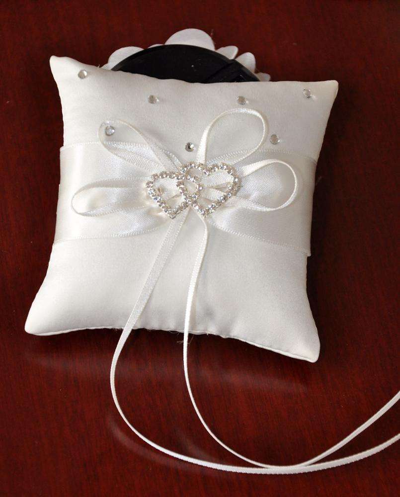 Almohada De Anillo De Satén Blanco De 10x10Cm, Hebilla De