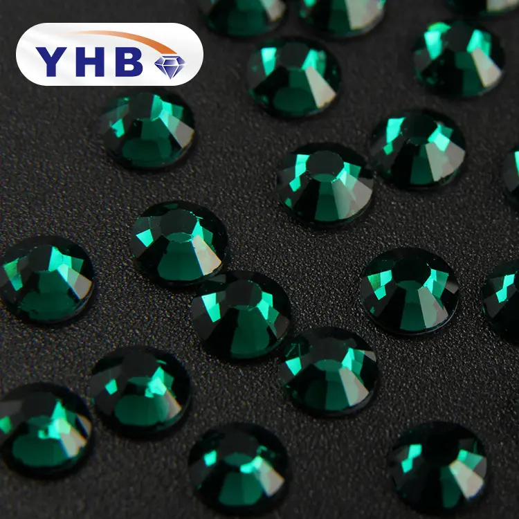 2019 YHB Usine vente directe hot fix strass de verre pour BRICOLAGE