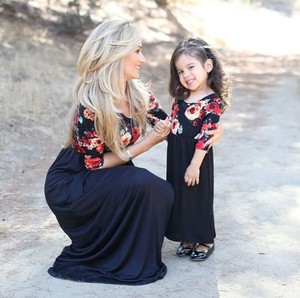 maxi dress mom and daughter